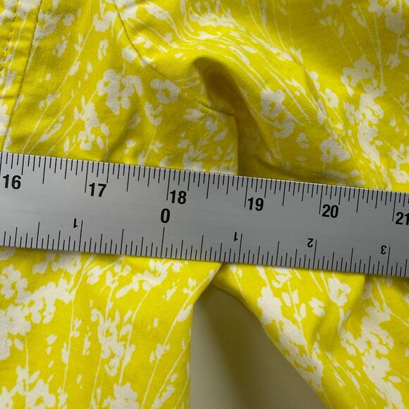 CAbi Field Jacket Womens Daisy Spring Yellow Floral‎ 5160 Pockets Size Medium - Picture 9 of 10